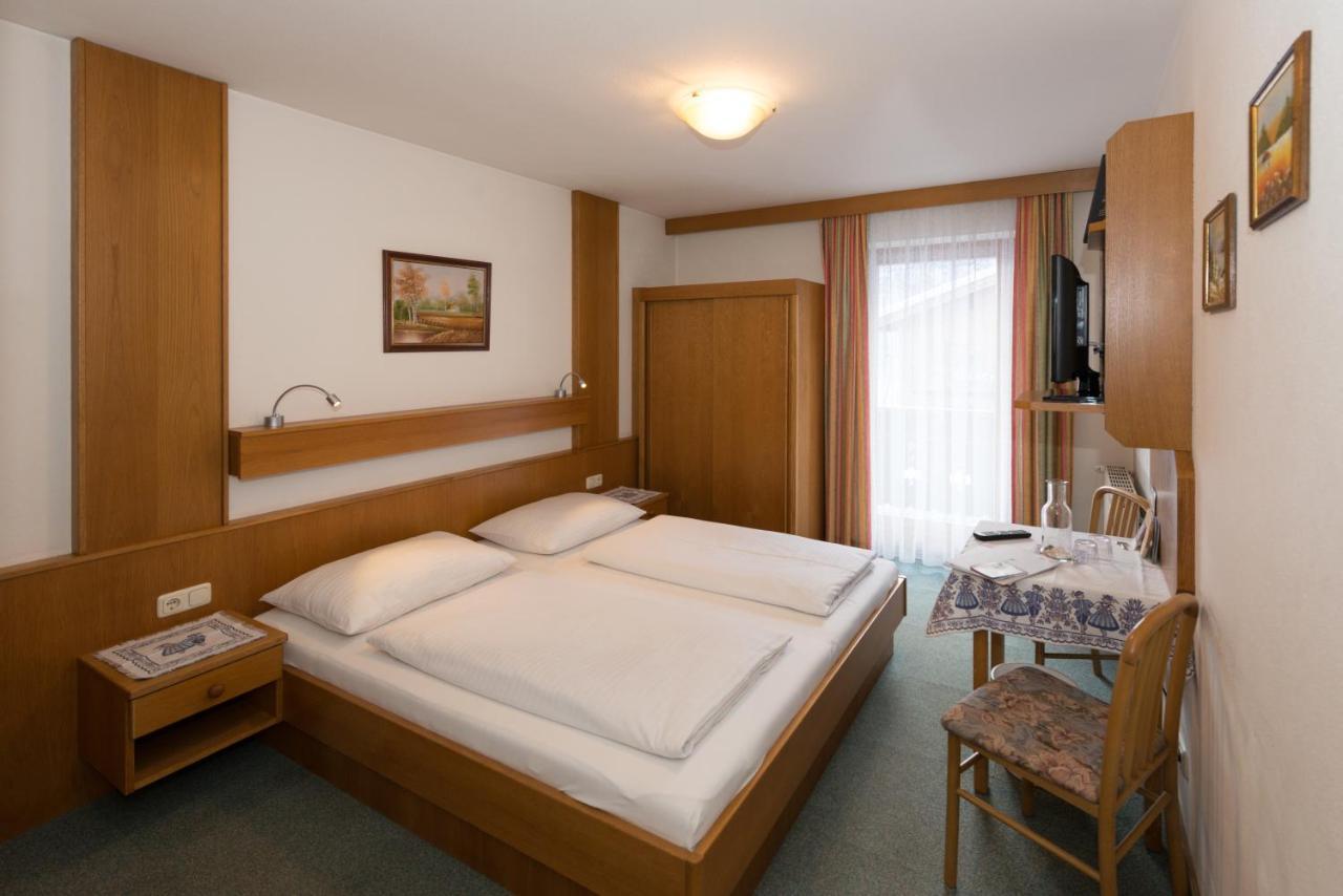 Schipflinger Bed & Breakfast 3*